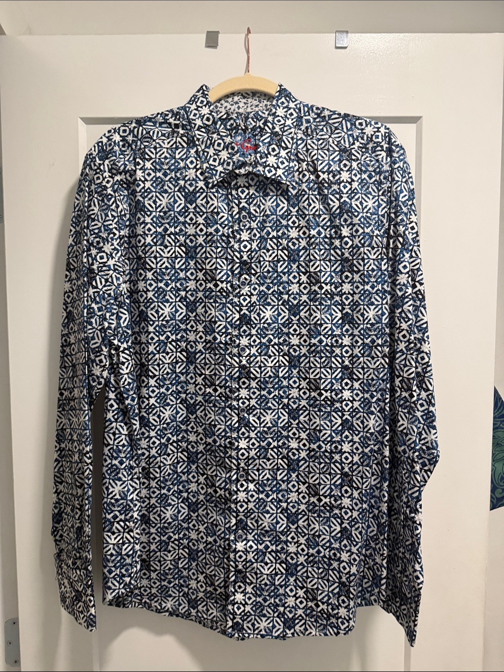 Robert Graham Men's Geometric Button Down in Blue & White